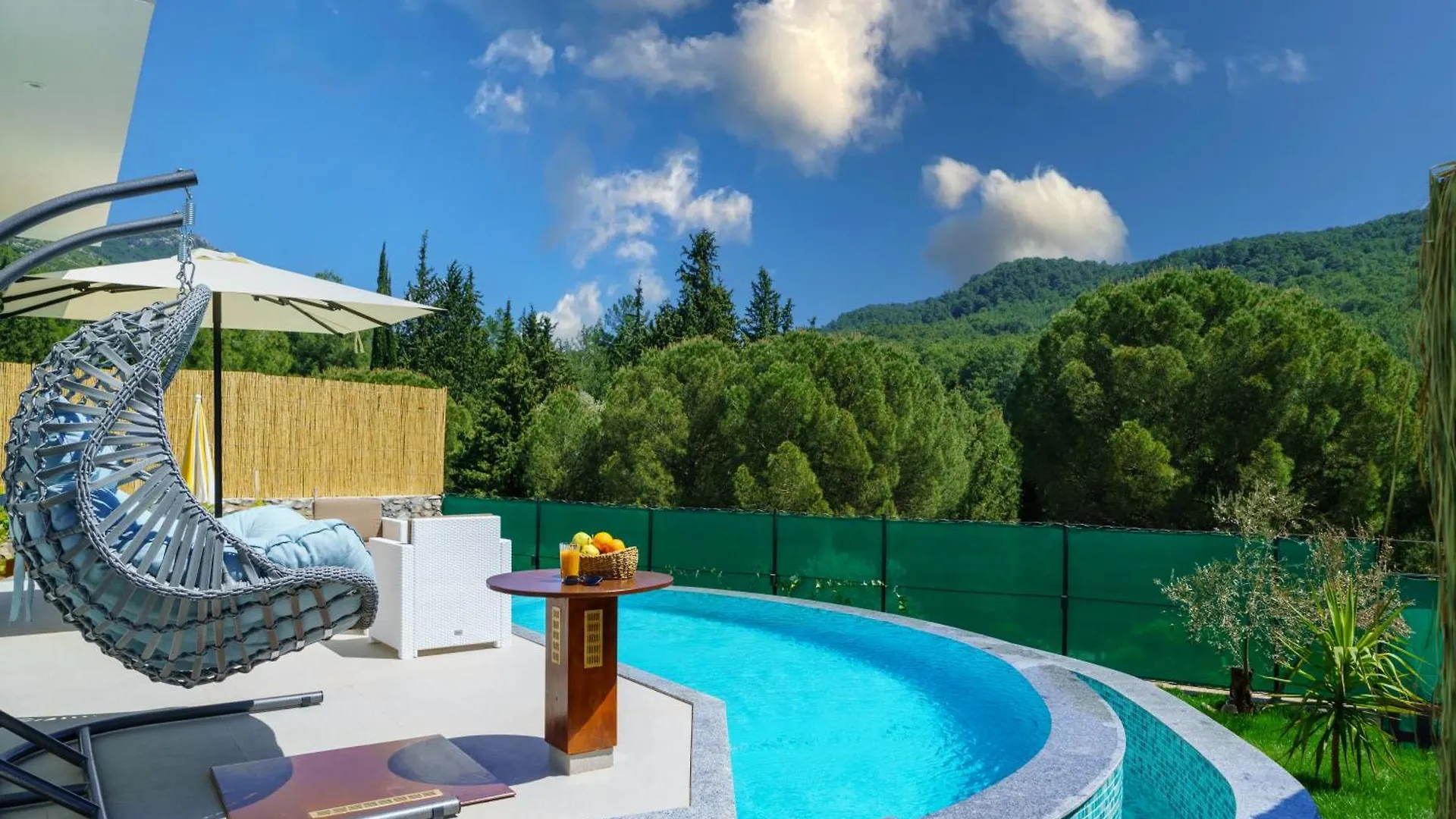 Loop House - Luxury Villa With Pool In Yesiluezuemlue フェティエ